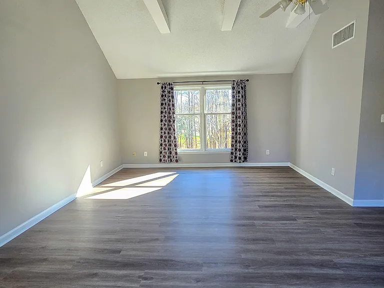 2205 Dungiven Ct — Photo 54