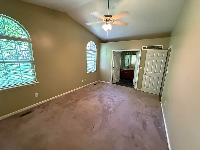 3604 Brookgreen Cir — Photo 11