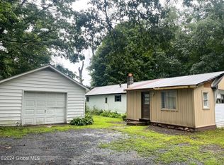 225 Texacanna Rd, Ballston Spa, NY 12020