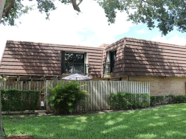 1608 16th Lane, Palm Beach Gardens, FL 33418