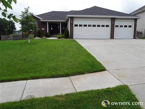 1st image of 7629 Glynoaks Dr