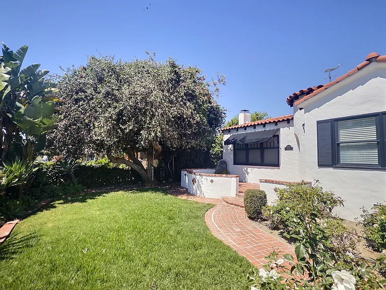 3737 Paloma Dr — Photo 15