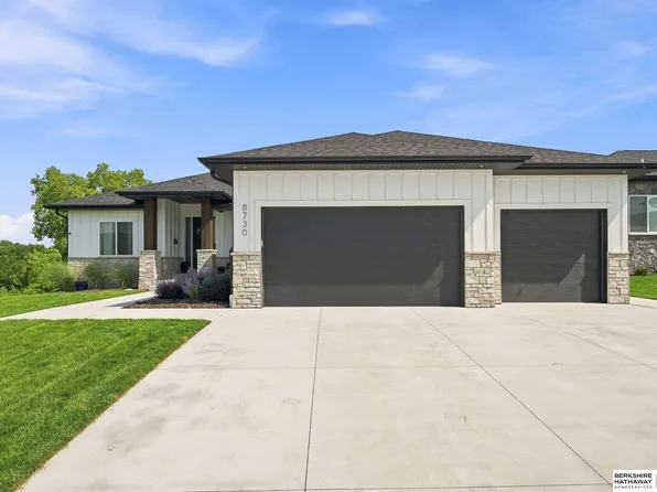 8730 Dragonfly Ln, Lincoln, NE 68526