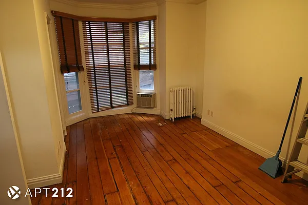 Rented by APT212 INC | media 55