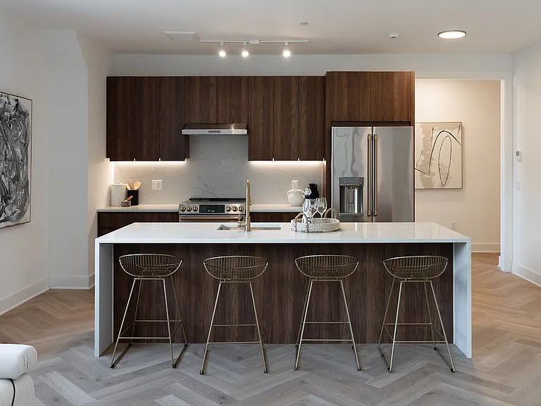 100 E Putnam Ave #301 — Photo 4