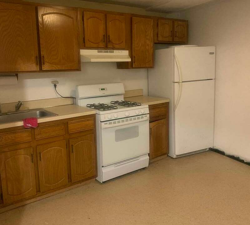 1st image of 31-16 43rd St #1