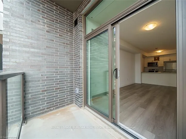 460 Dundas St E #230 — Photo 22