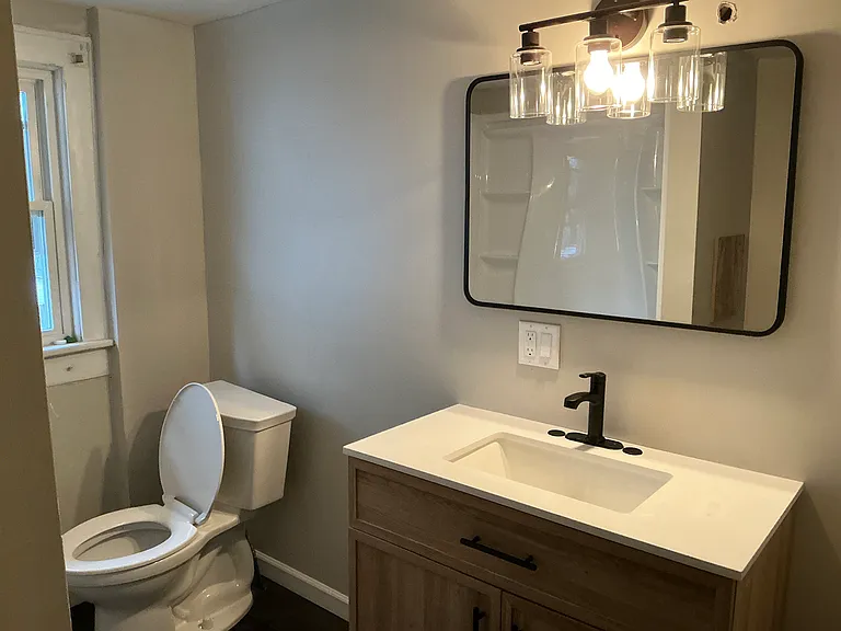 829 Aberdeen St — Photo 13