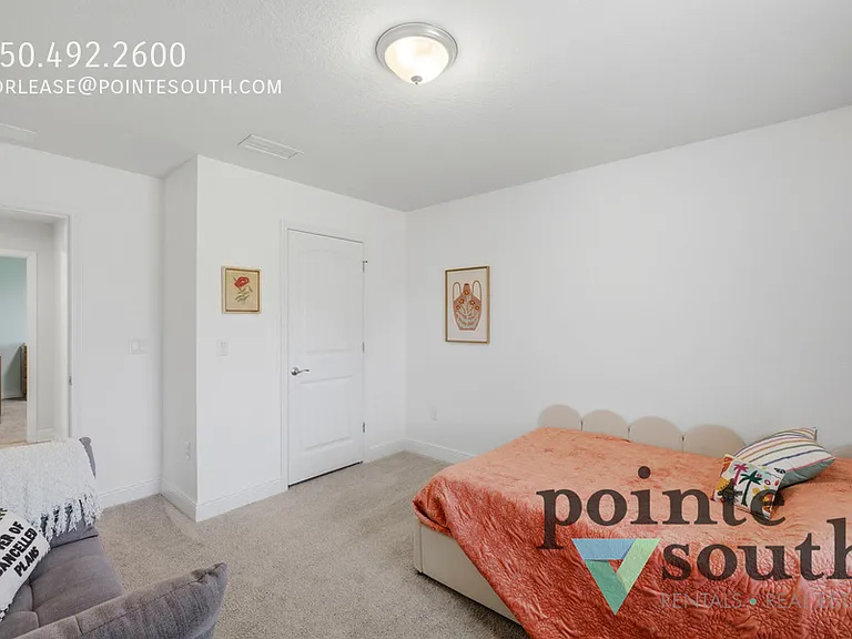 5725 Montauk Way — Photo 14