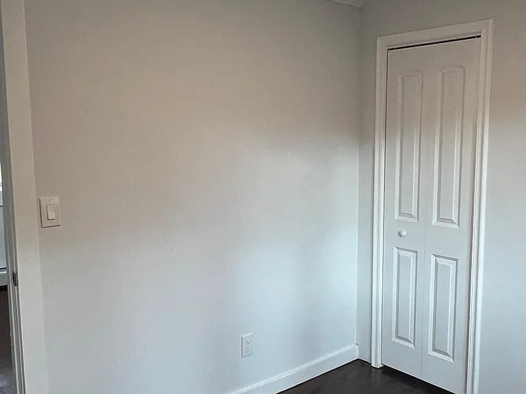 75 Manor Rd — Photo 7