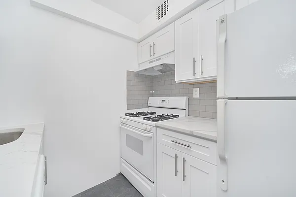 Rented by Living New York | media 33