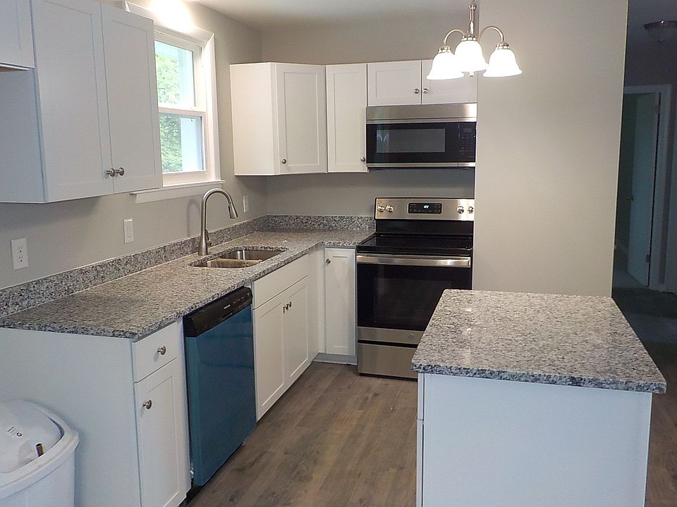 1st image of 308 Valley View Dr