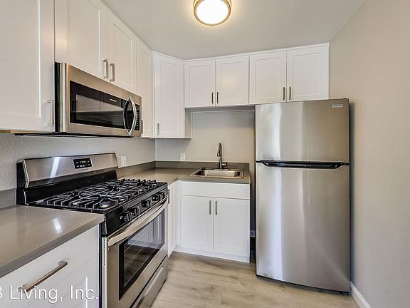 2nd image of 1549 San Carlos Ave APT 27