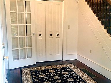 Hemphill S Fine Rugs And Quality Flooring In Orange County Staircase Design Stairs Design Modern Stairs