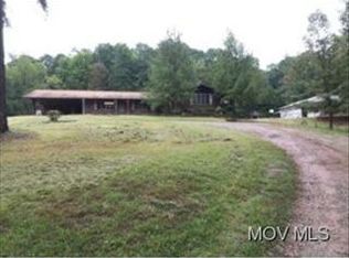 536 Murphytown Rd, Davisville, WV 26142