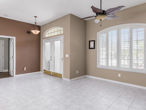 2nd image of 180 Seaglass Dr