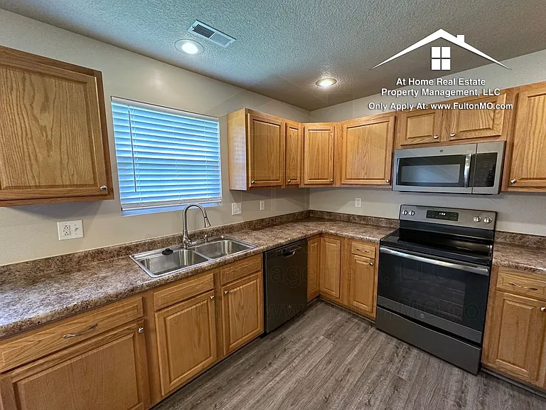 1002 Cote Sans Dessein Rd — Photo 11