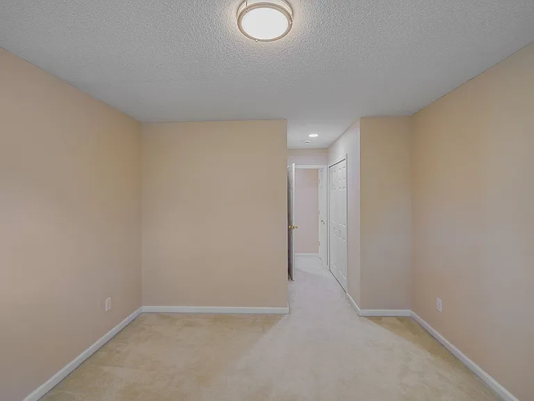 15021 Deshler Ct — Photo 13