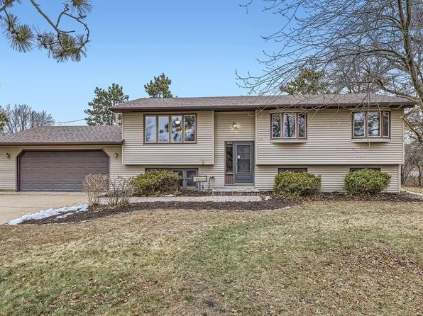 7601 169th Ln NW, Ramsey, MN 55303