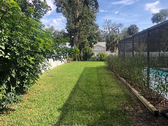 5th image of 693 Lone Oak Dr