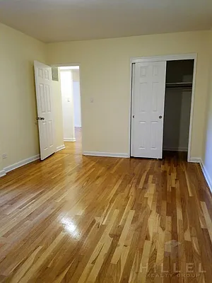 Rented by Hillel Realty Group | media 7