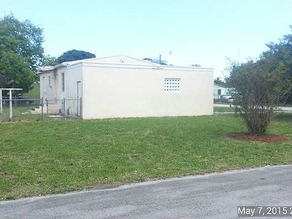 5th image of 1095 NW 147th St