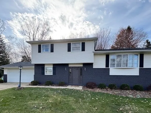 2510 Alan Dr, Wickliffe, OH 44092
