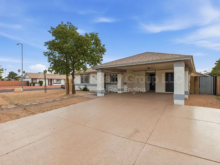 6201 W Acoma Dr — Photo 3