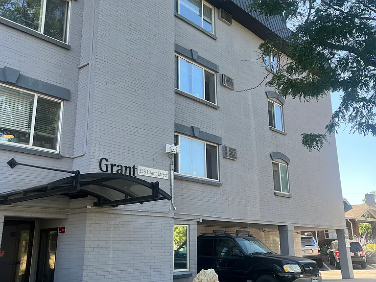 336 N Grant St — Photo 11