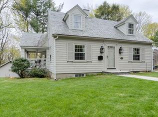 2 Frontenac Rd, Worcester, MA 01602