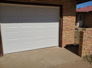 814 E 8th St, Kinsley, KS 67547