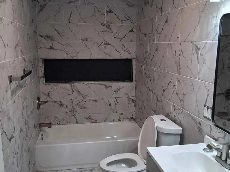 2608 Selma Ave — Photo 6