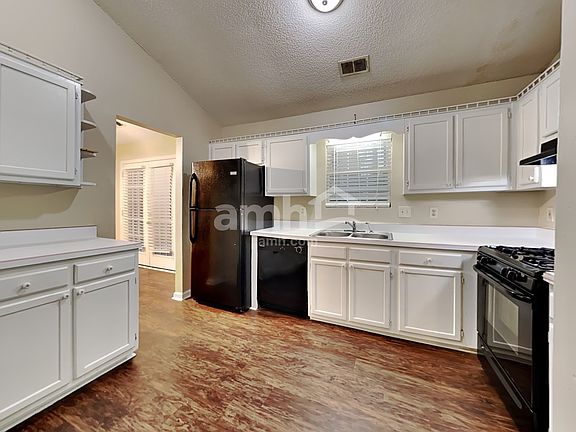 3rd image of 4845 Chasestone Ct