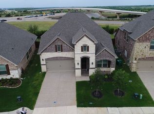 318 Wyndale Dr, Lewisville, TX 75056