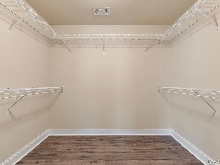 1005 Allison Dr — Photo 26
