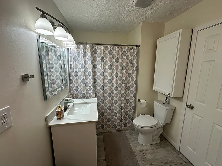 10663 N Park Ave — Photo 9
