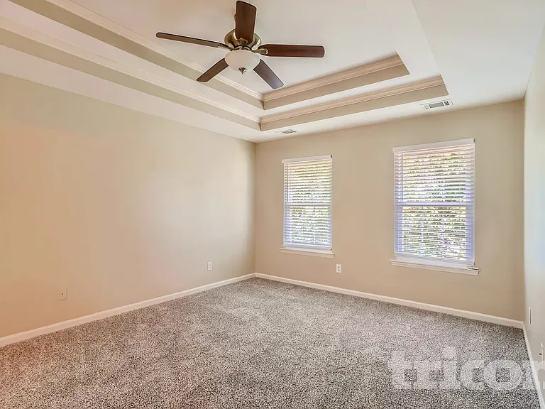 2420 Amber Glen Dr — Photo 9