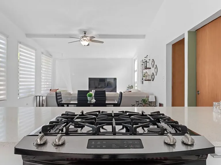 Calle Padua 262 Urb College Park — Photo 16