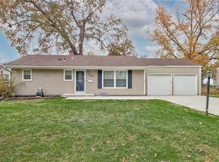 9934 Campbell St, Kansas City, MO 64131