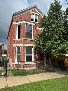 10008 S Indiana Ave, Chicago, IL, 60628