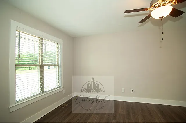 331 South Church Street - 1 — Photo 3