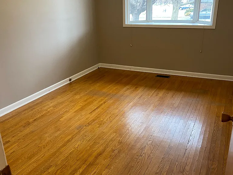 123 Seneca Dr — Photo 9