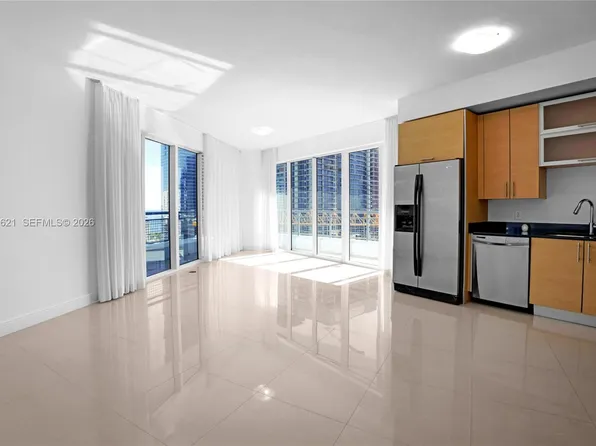 60 SW 13th St APT 1700, Miami, FL 33130