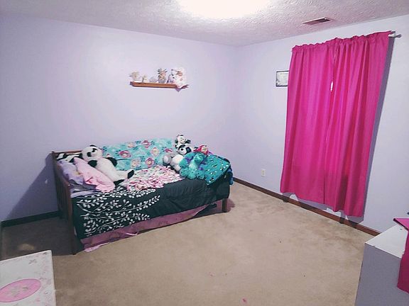 4th image of 238 Willomont Ave