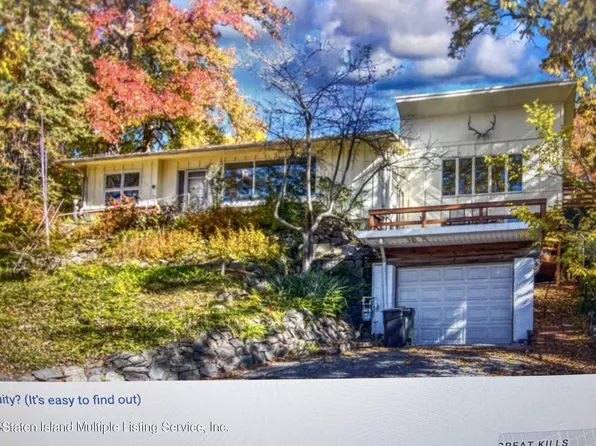 31 Ramble Rd, Staten Island, NY 10308