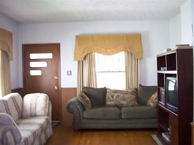 3rd image of 3021 N Main St