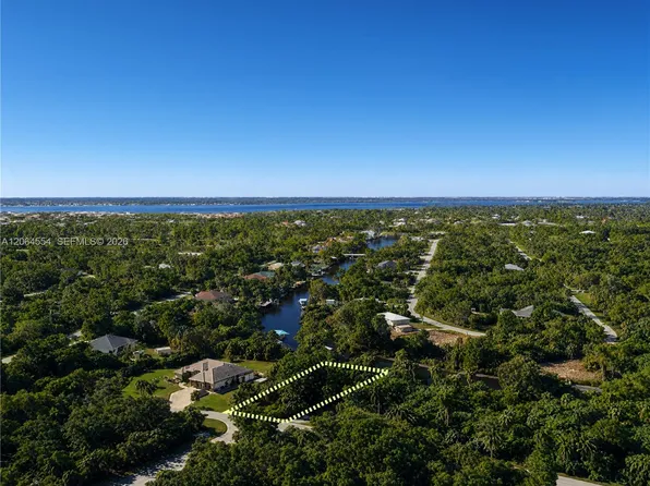1471 Clearview Dr, Port Charlotte, FL 33953