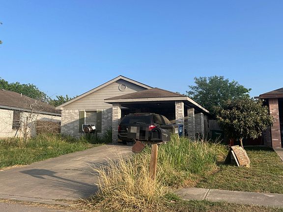 2nd image of 9242 Emerald Port Dr