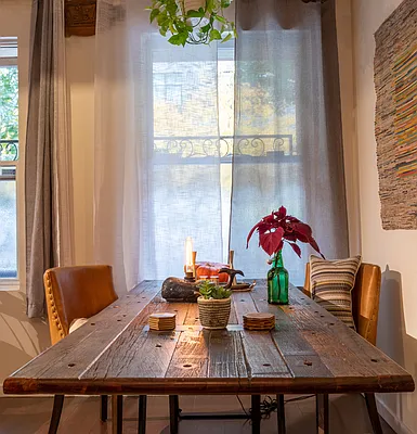 Sold by Compass | media 4