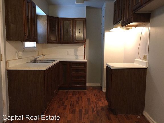 4th image of 107 E Kittyhawk Dr